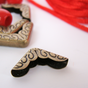 Esquineras y cola de ratón