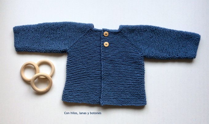Con hilos, lanas y botones: DIY chaqueta de punto para bebé paso a paso (patrón gratis)