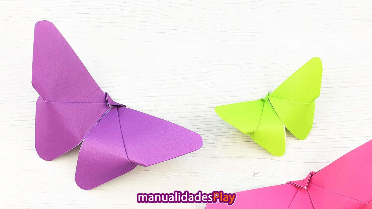 Mariposas de origami fáciles realizadas con papel en varios colores