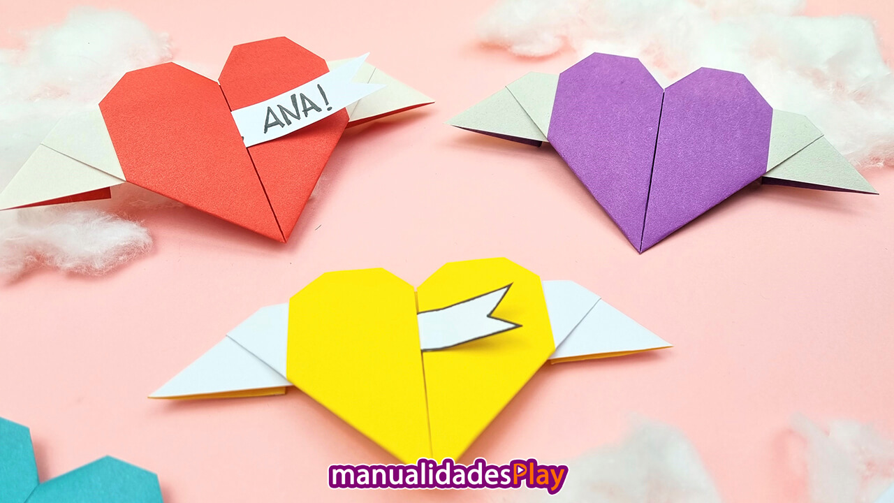 Corazones de papel con mensajes ocultos para San Valentín (rojo, amarillo y morado)