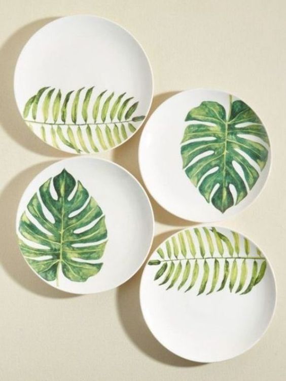 Platos de cerámica con dibujo