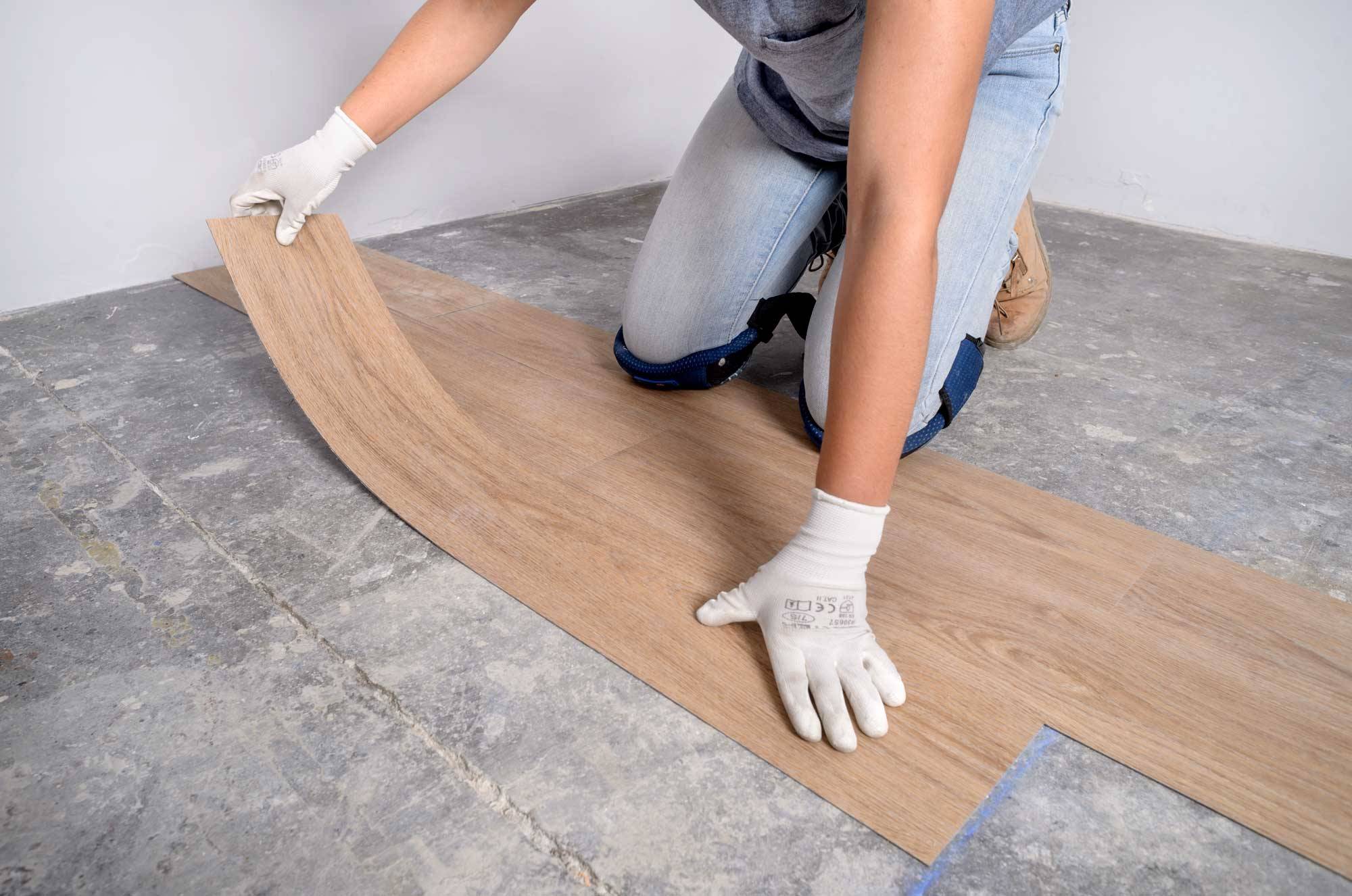 Suelo laminado vs. suelo vinílico_Decorar en familia2 Suelo laminado vs. suelo vinílico_2