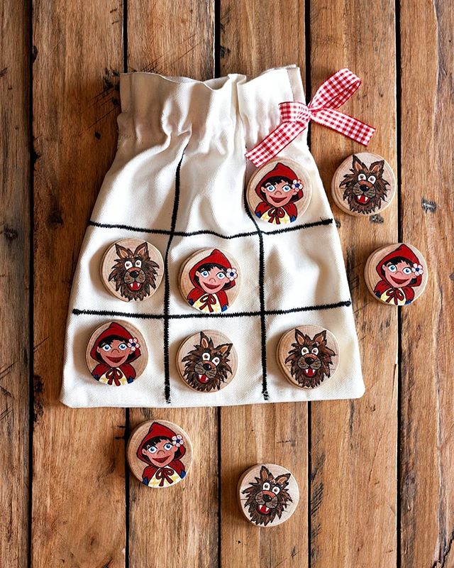 🌈VAMOS A JUGAR🌈�?� �?� Rodajas de madera, una bolsa para dibujar el tablero y pintura para hacer las ilustraciones, con esta idea de @josie_vp es muy fácil de hacer ¡y divertidísima para jugar! �?� �?� Eso sí, las ilustraciones son difíciles de imitar ¡eres una artista!�?� �?� #yosoydehandbox �?� #handbox �?� #celebratingcraft�?� #handboxcelebrates�?� #comunidadhandbox �?� #diyblog #diycommunity #diy #diyideas #diyproject #diydecor #craft #craftsposure #craftholic #crafts #crafter #diytutorial #tutorial #instadiy #yosoydehandbox #handmade #hechoamano #diy #diyproject #diyprojects #craft #crafter