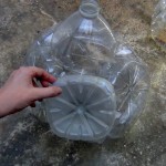 Lámpara con garrafas plástico reciclado -botellas de plástico- Lamps out of recycled plastic bottles