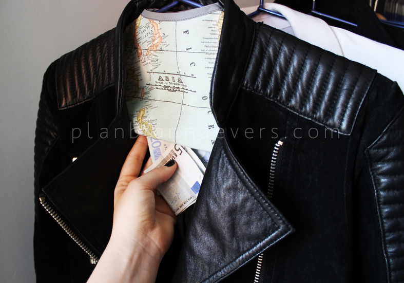 Plan B anna evers DIY Secret hanger (free pattern) travel kit