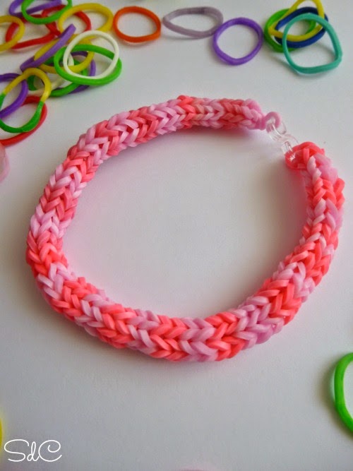 DIY pulseras gomas elasticas tricotin rainbow loom