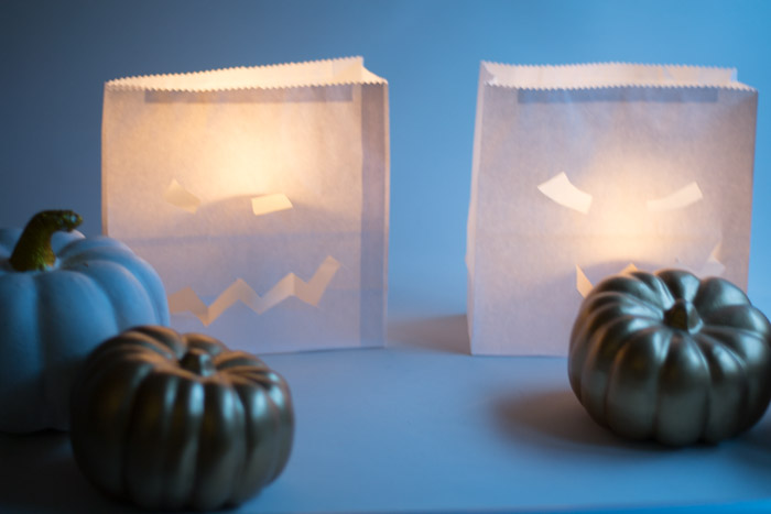 Paper bag luminaries DIY Halloween