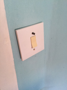 Cómo decorar un interruptor de la luz con Sprays de Novasol
