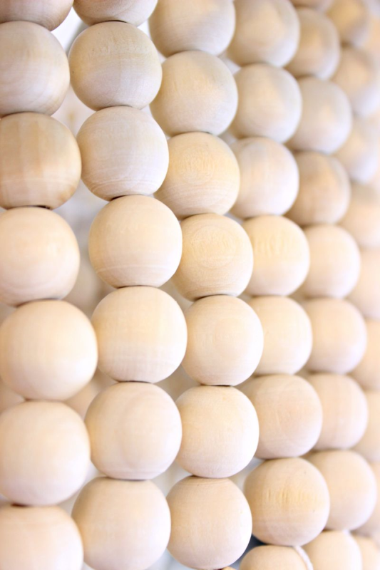 Detalle bolas de madera para lámpara
