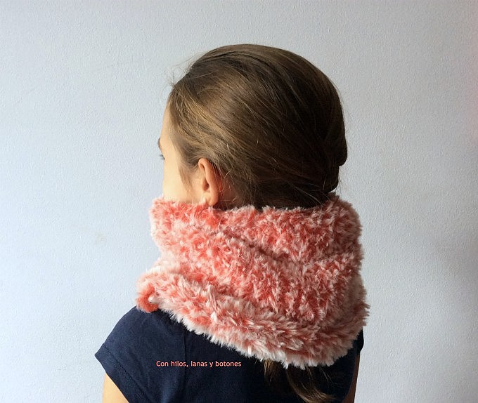 Con hilos, lanas y botones: DIY cuello de punto con Katia Polar (patrón gratis)