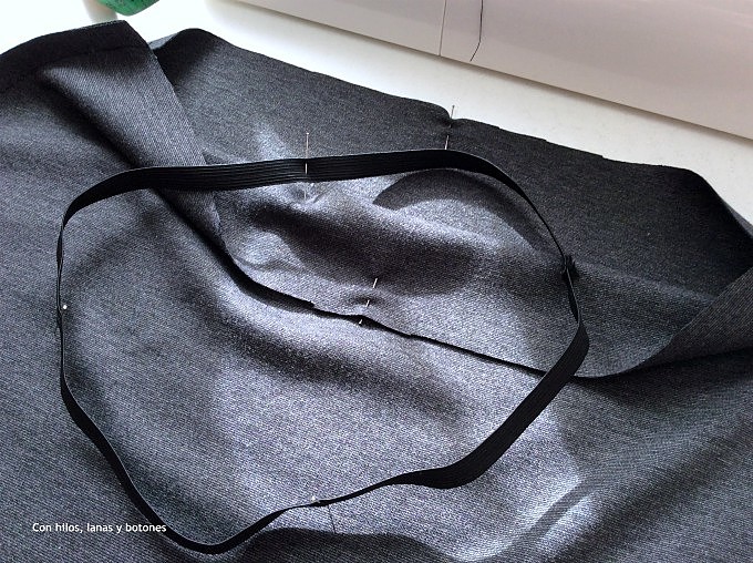 Con hilos, lanas y botones: Cómo hacer un vestido efecto falda y blusa