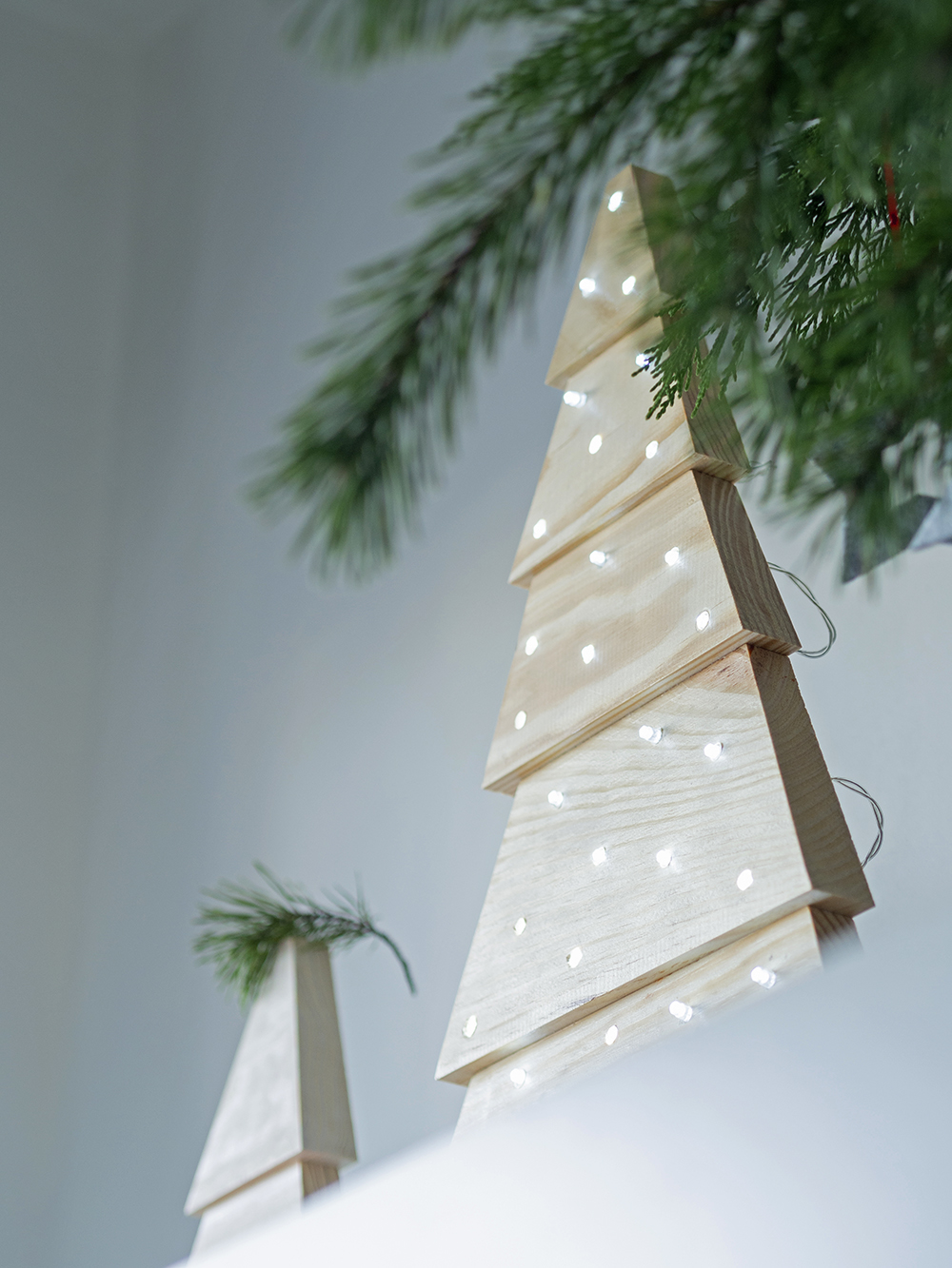 DIY Pino navideño de madera con luces led_7